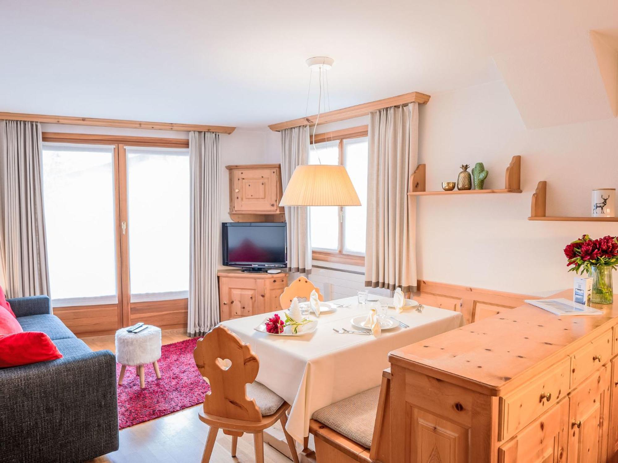 Apartment Chesa Vadret Surlej Extérieur photo