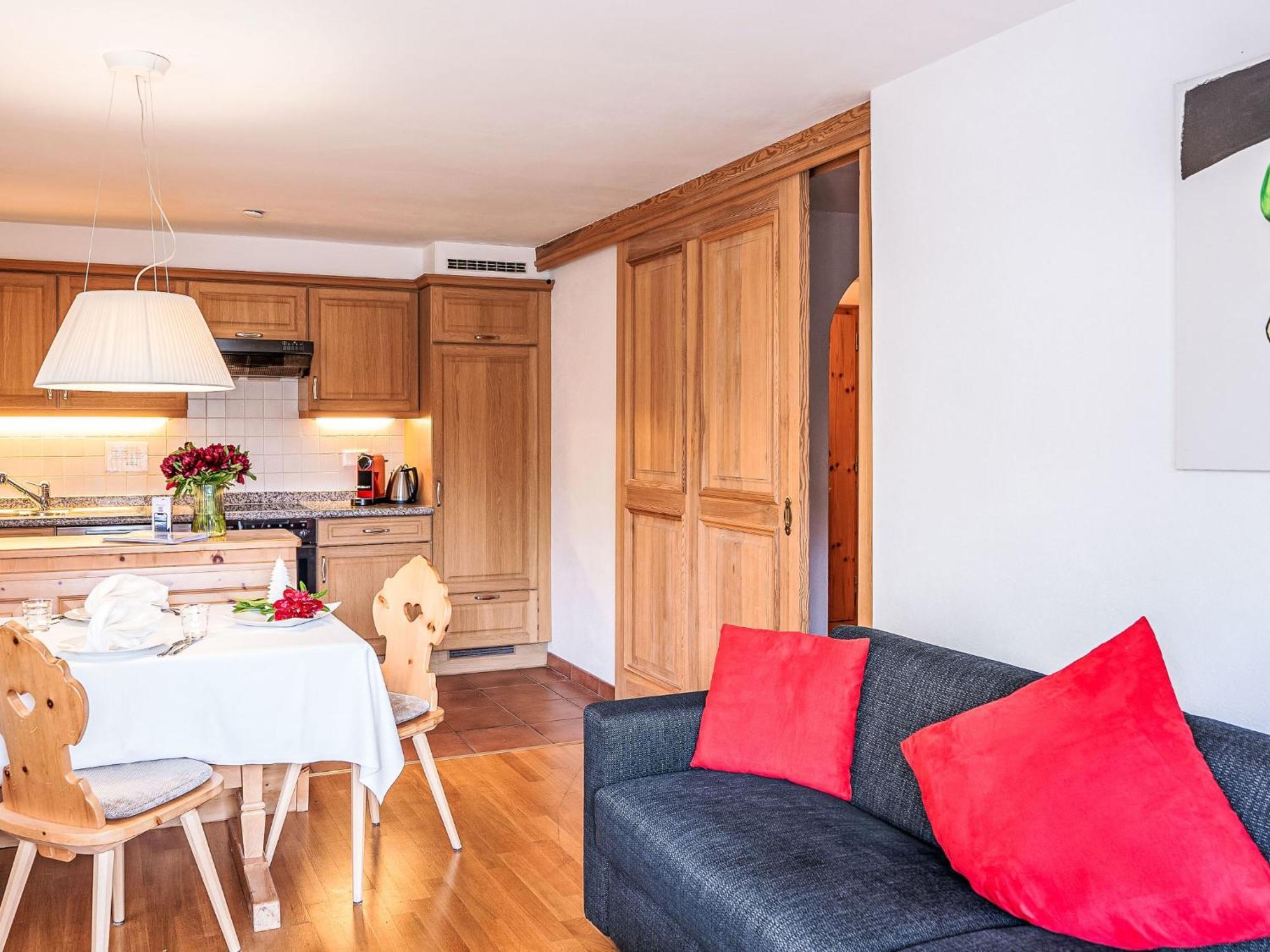 Apartment Chesa Vadret Surlej Extérieur photo