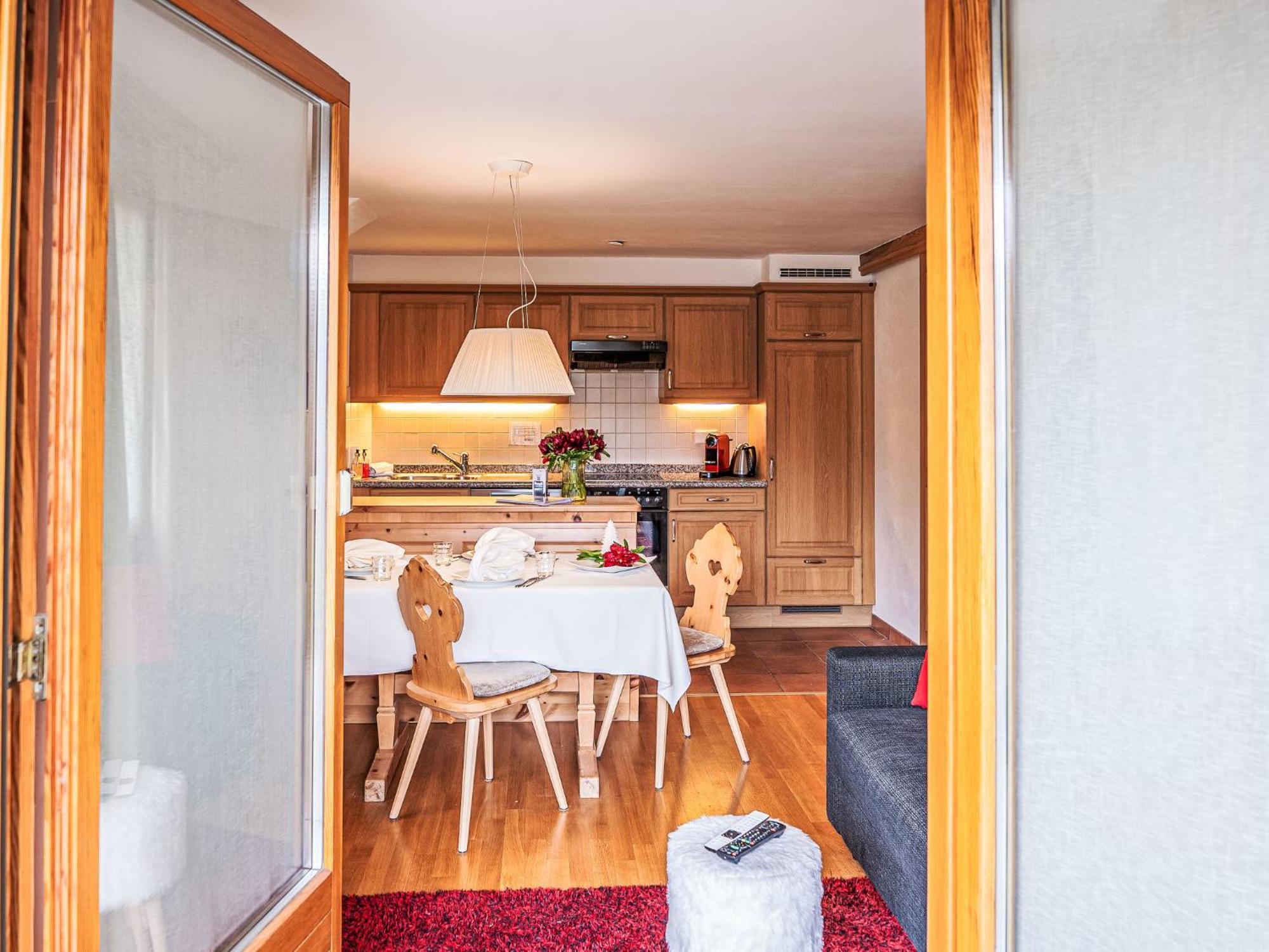 Apartment Chesa Vadret Surlej Extérieur photo